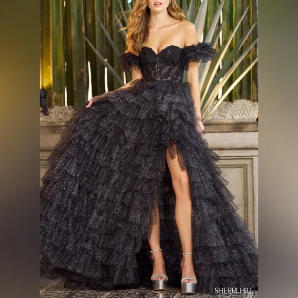 NWT SHERRI HILL SIZE 6 GOWN - Picture 7 of 17